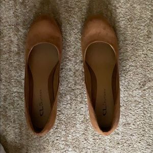 Women’s wedges size ten